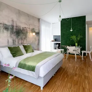  Apartment Vela Centro Con Garage Italy