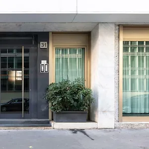 Apartment Station, Milan