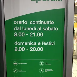  Apartment Procaccini Italy
